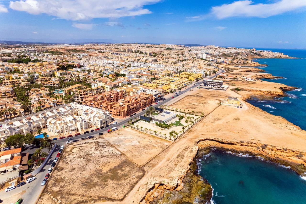 Beach And Рool Torrevieja Exteriör bild