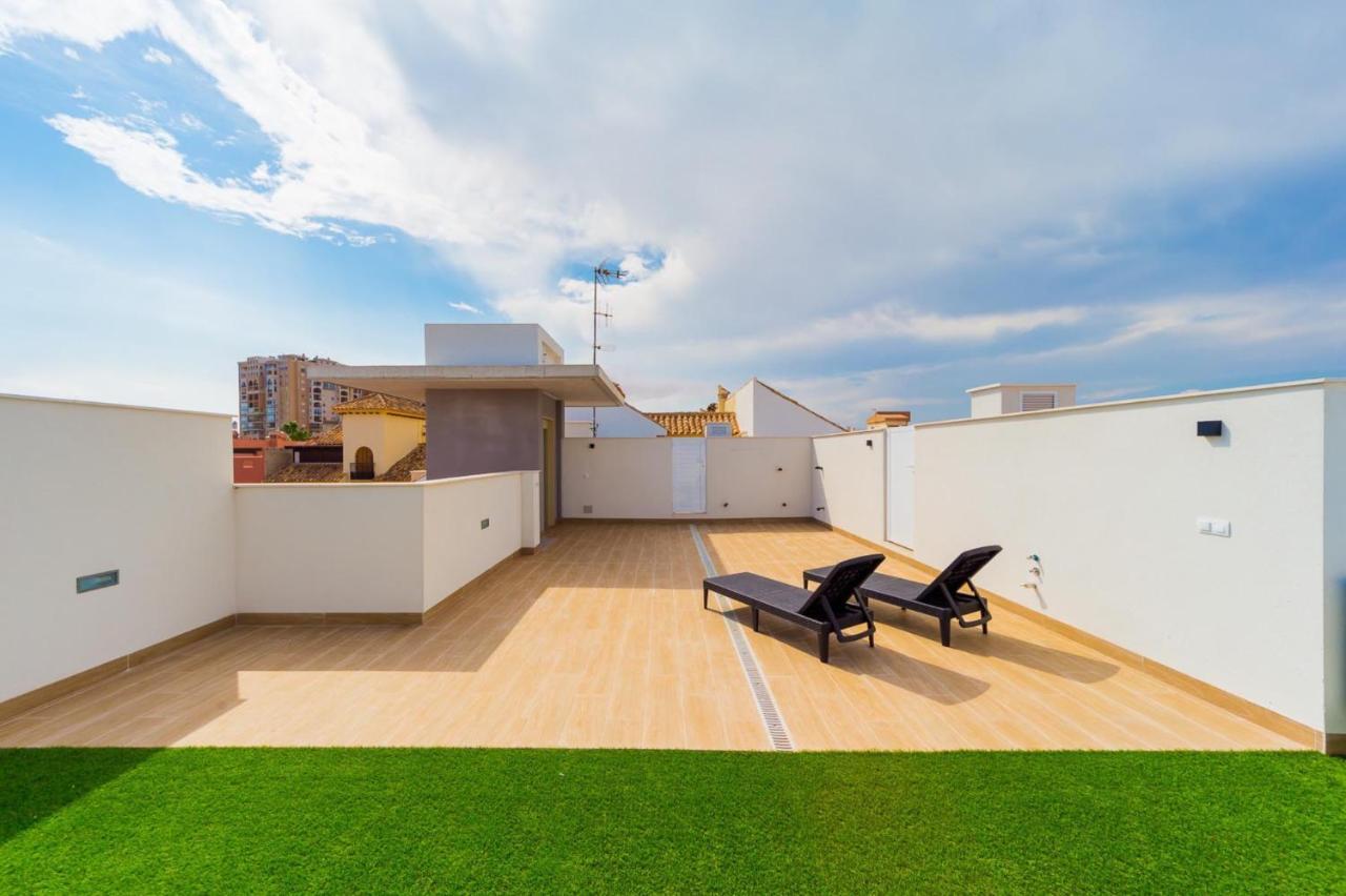 Beach And Рool Torrevieja Exteriör bild